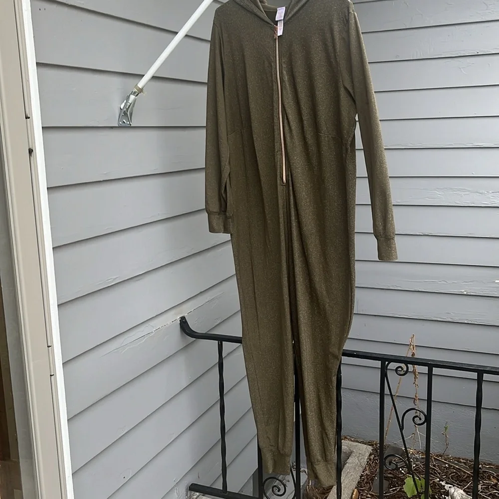 SLEEP & SHINE HOODED ONESIE 3xl